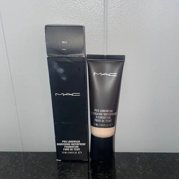 MAC Cosmetics Makeup Mac Pro Longwear Nourishing Waterproof